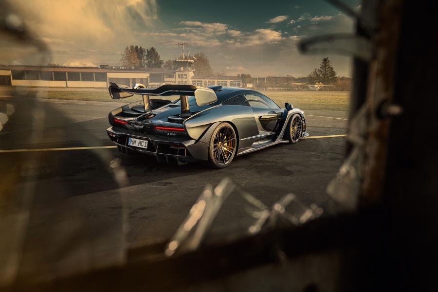  McLaren Senna by Novitec Rosso on Vossen Wheels 2020 года  (фото 6 из 14)